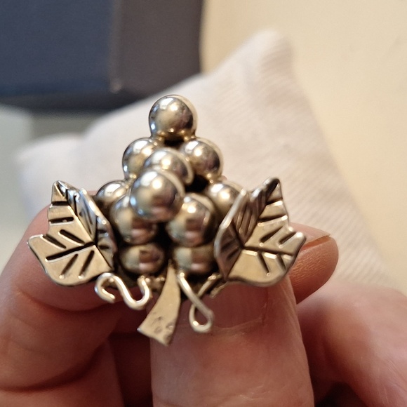 Vintage Silver Grape Cluster Earrings, Sterling Silver Mexico Taxco - Picture 6 of 6